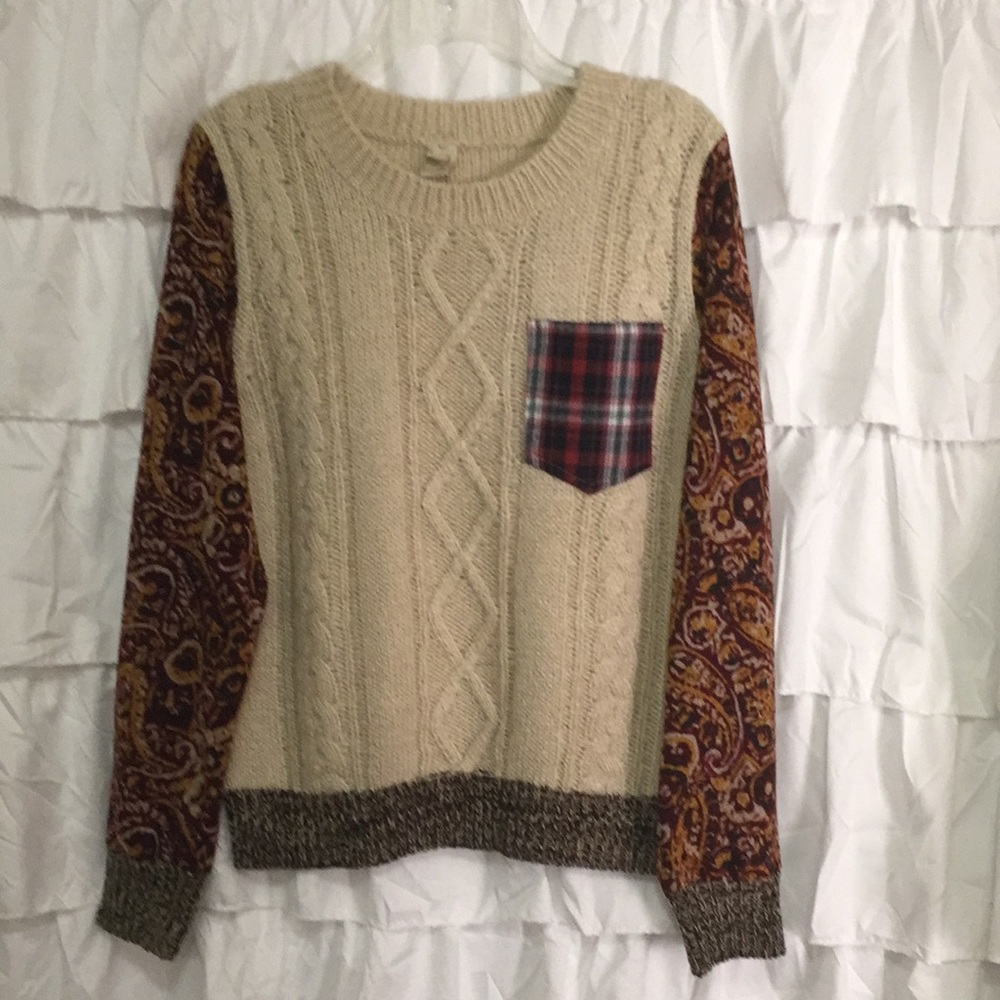 Gimmicks by BKE cable knit sweater small